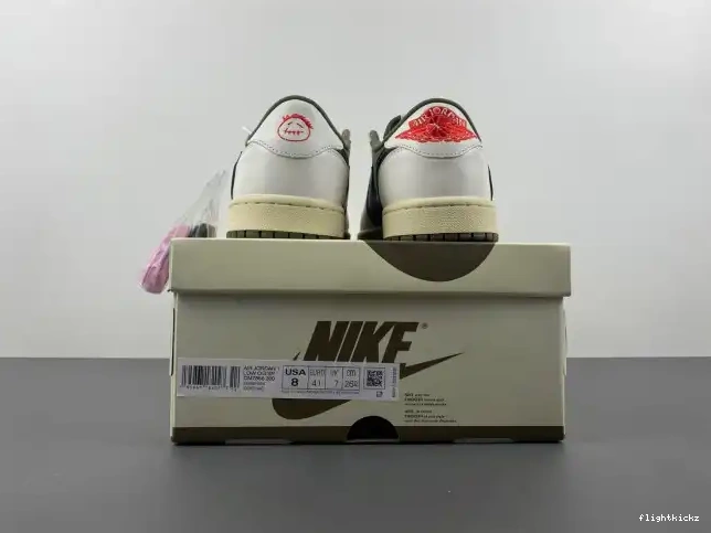 DM7866-200 AIR MEDIUM JORDAN X LOW SCOTT 1 OG OLIVE TRAVIS 0608